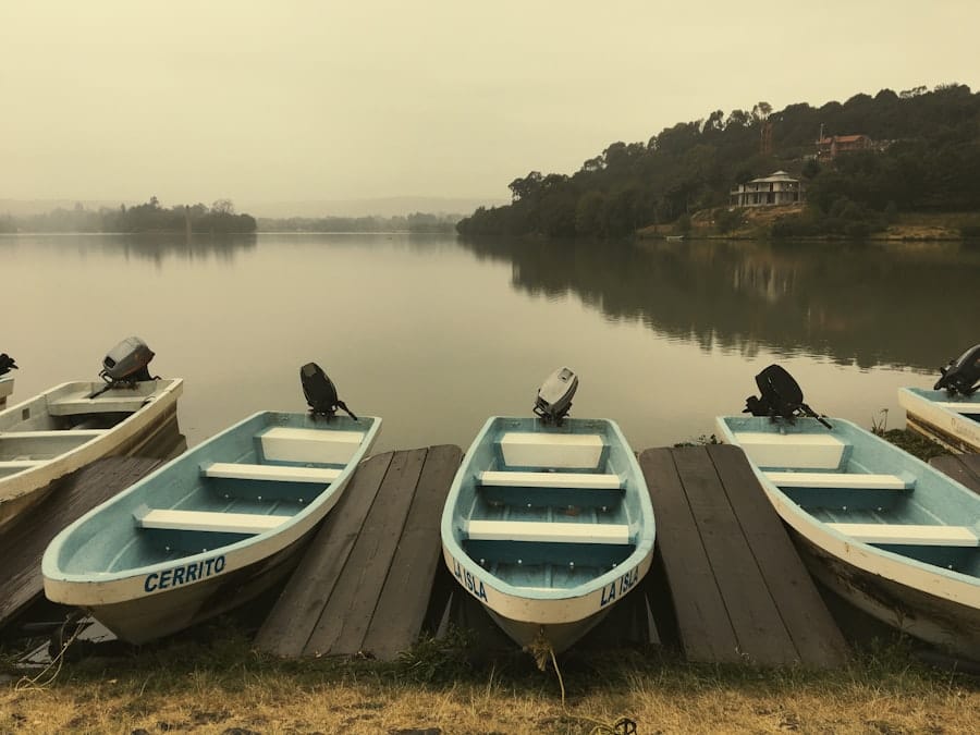 Photo Shrinkwrapped boats